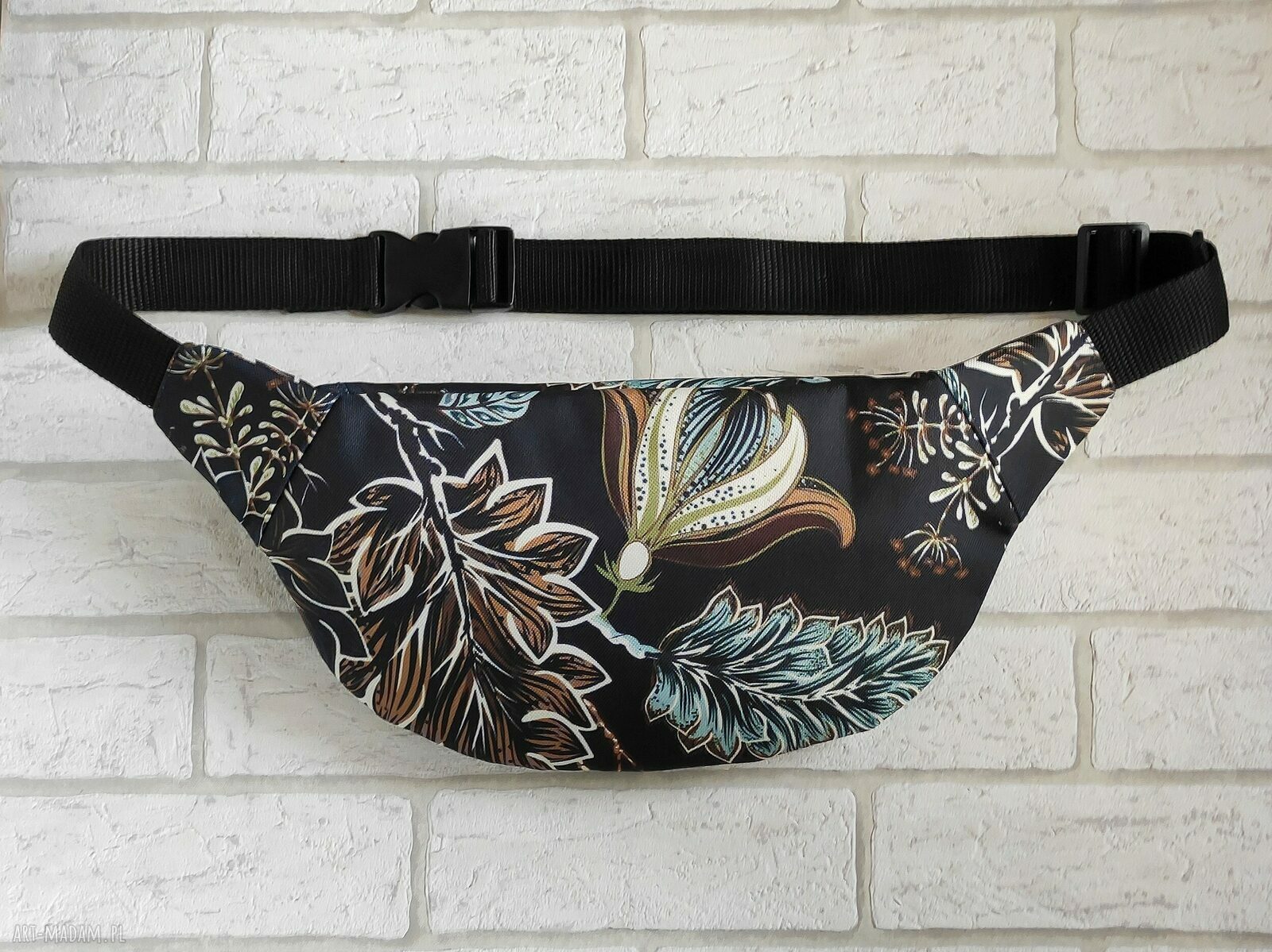 Nerka Retro wodoodporna w kwiaty na skos - saszetka handmade