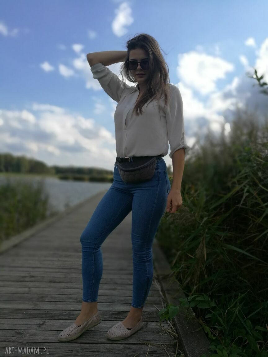 Ręcznie szyta nerka Tęczowe Liście - pastelowy hit na wakacje