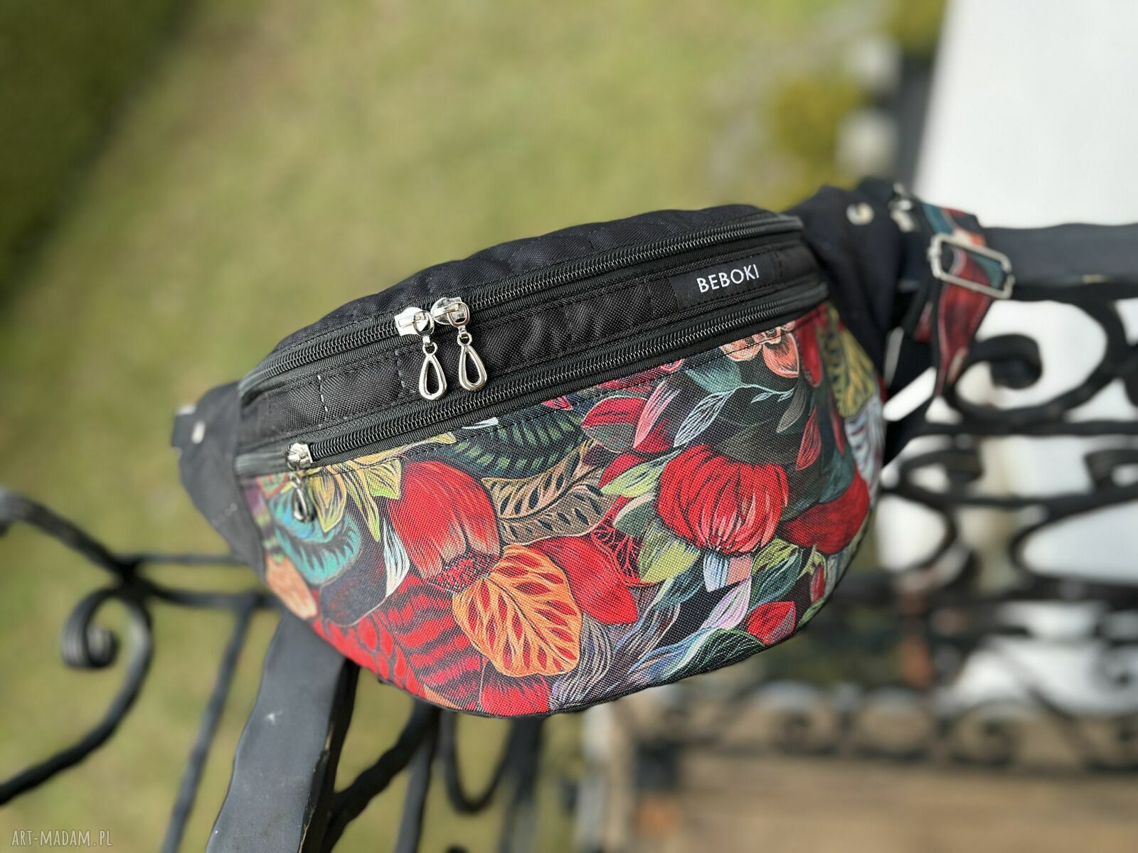 Nerka XL Tropikalny ogród z miniportfelem gratis