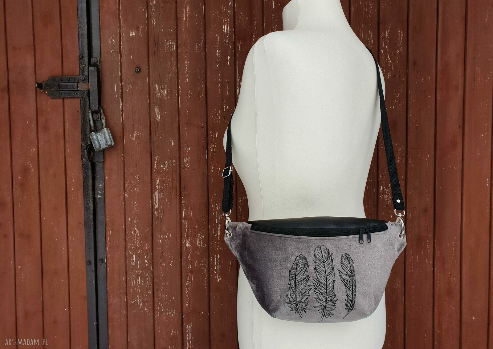 nerka xxl piórka unisex Hand Made