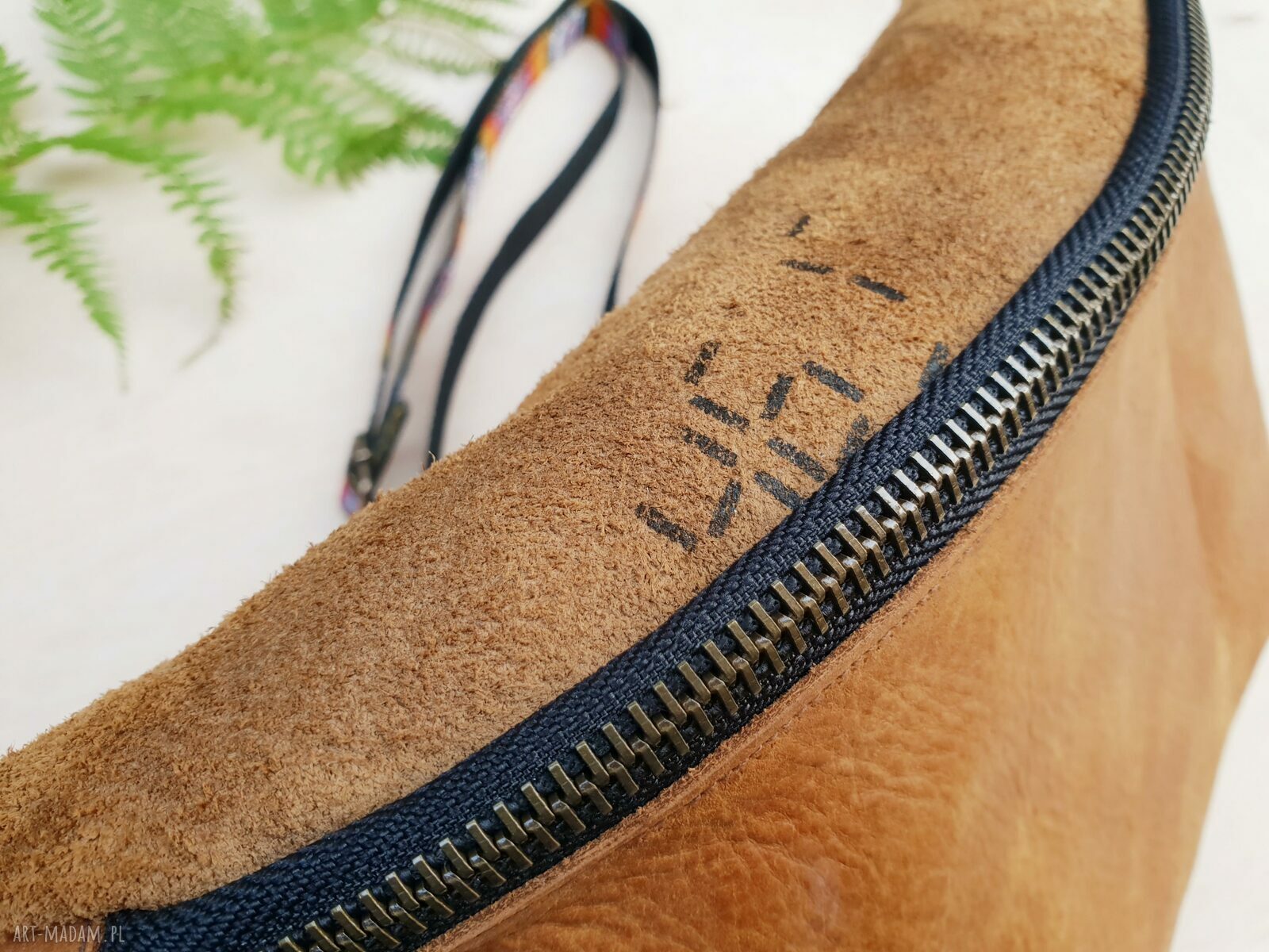 Nerka ze skóry naturalnej torebka handmade na co dzień