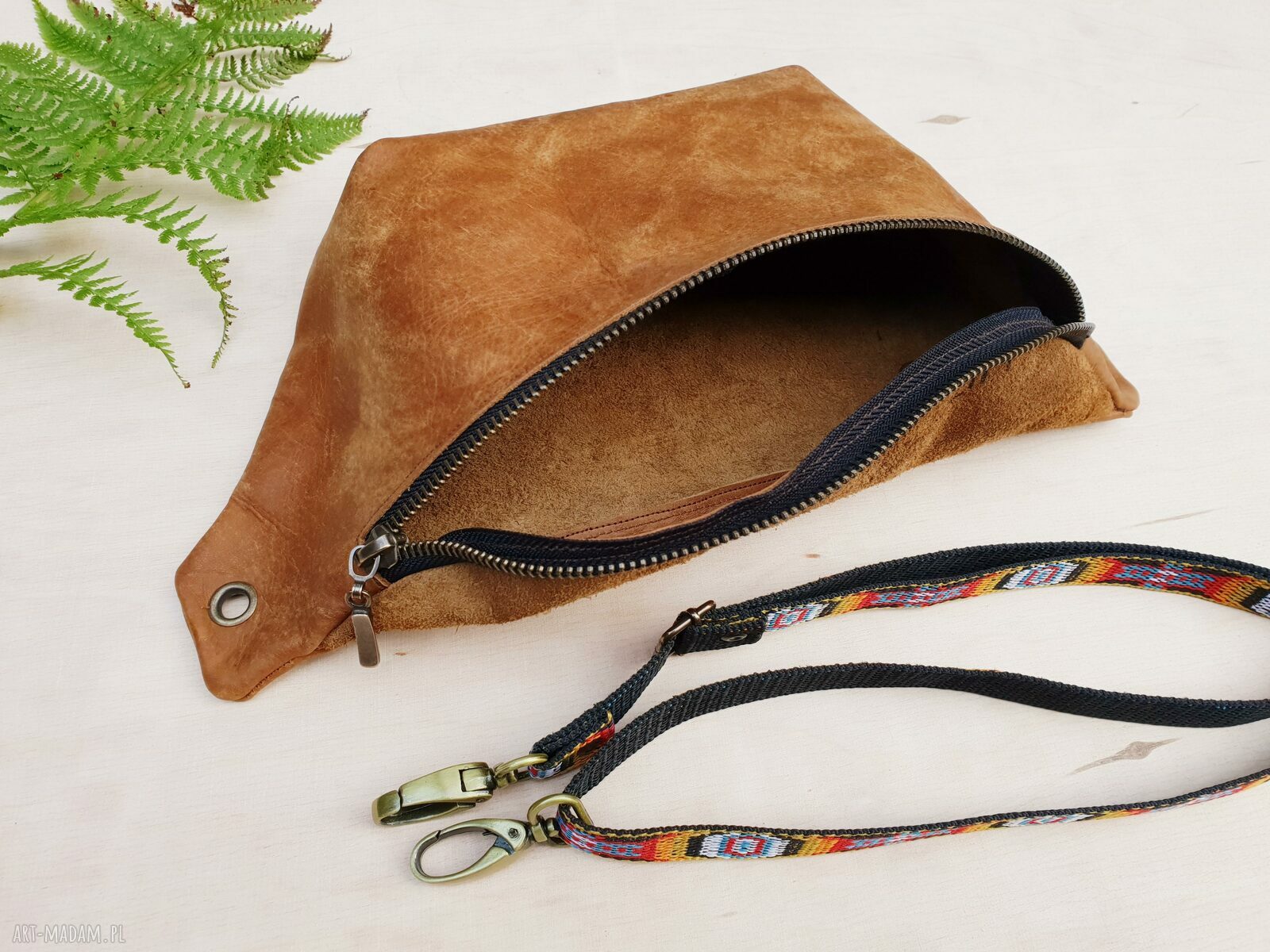 Nerka ze skóry naturalnej torebka handmade na co dzień