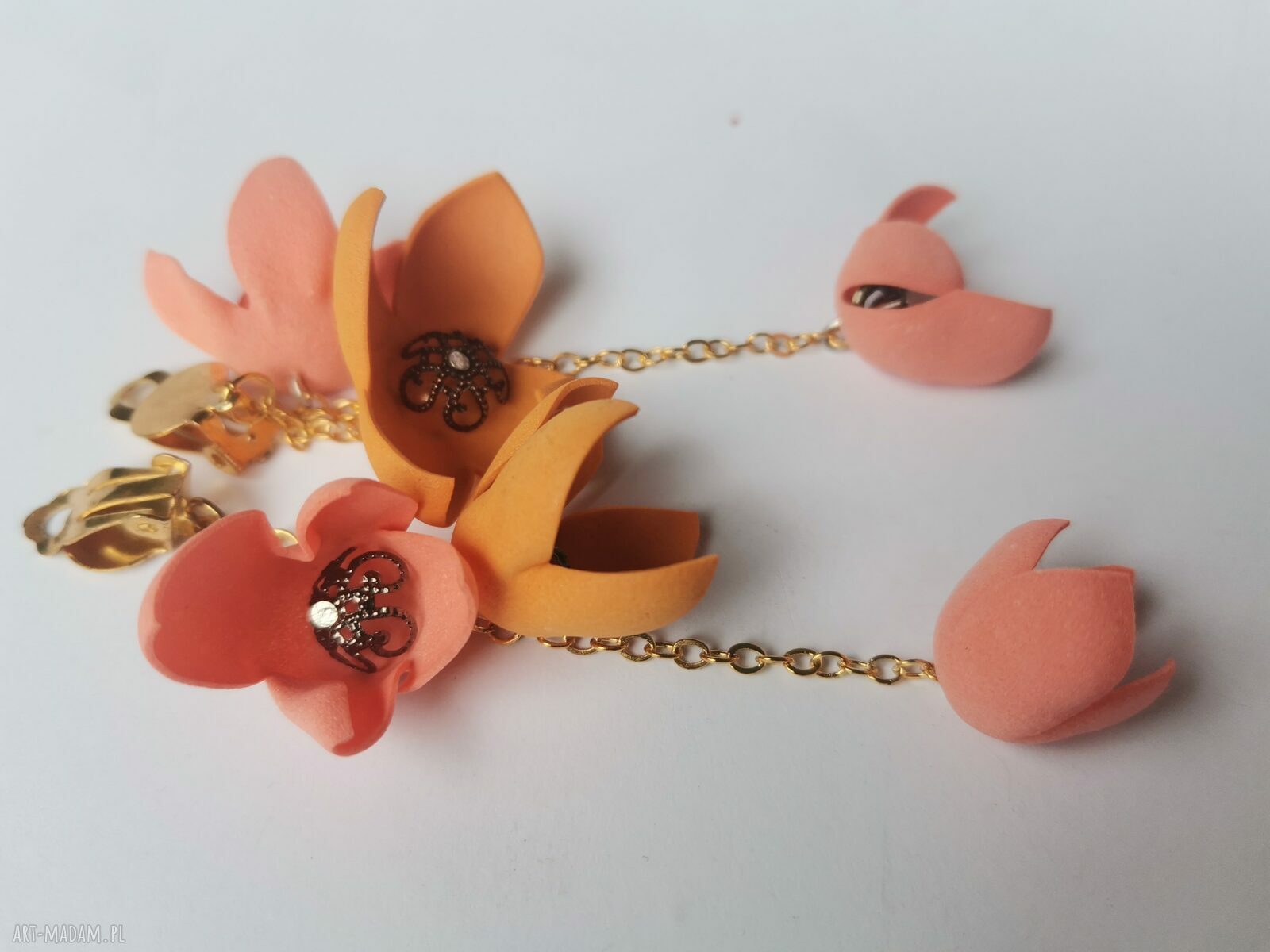 Klipsy boho Frida z piórami - lekkie chwosty