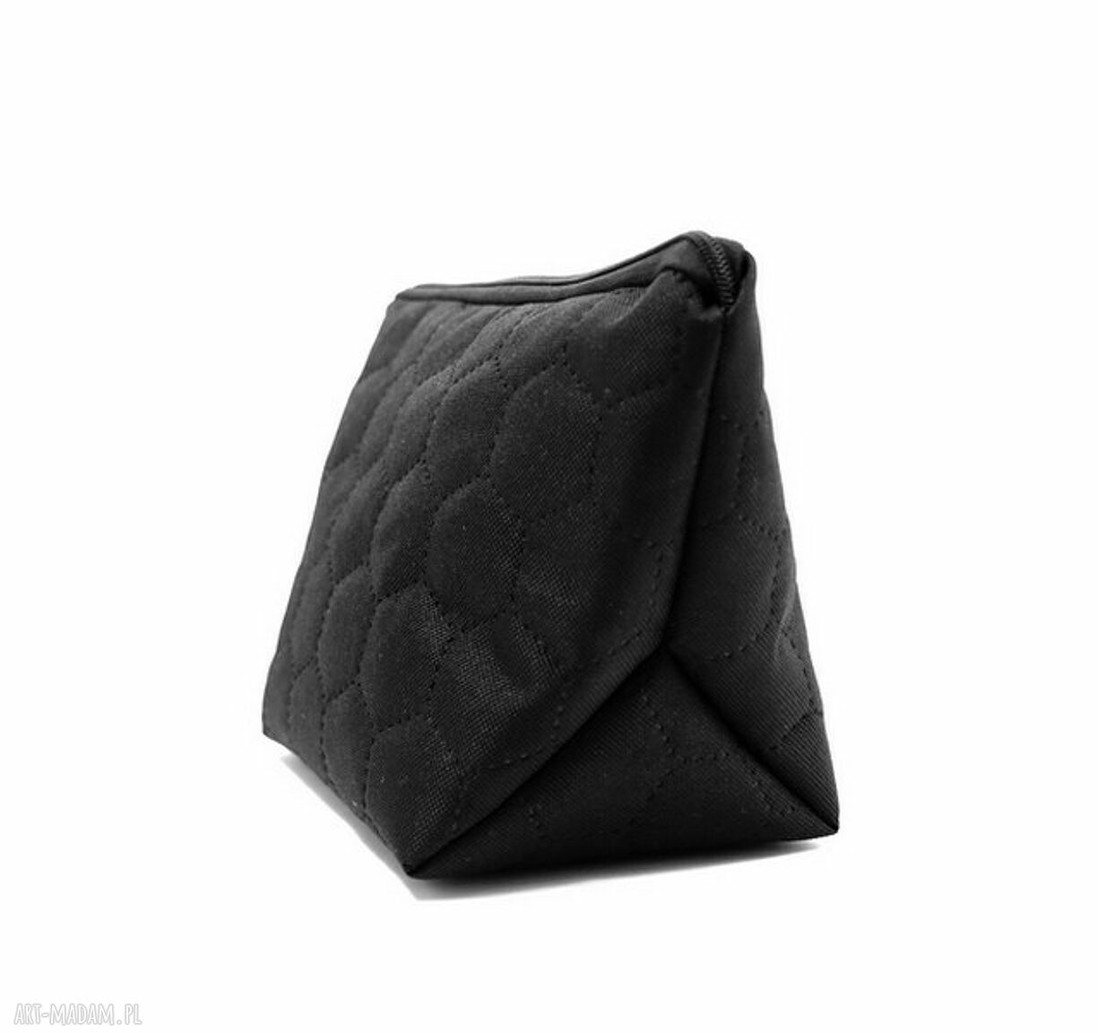 Nieprzemakalna kosmetyczka podróżna w czerni - plaster miodu