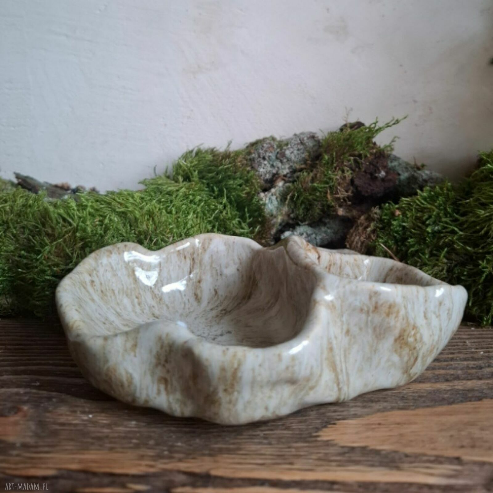 Nieregularna, organiczna miseczka z przegródkami - Piaskowa ceramika handmade