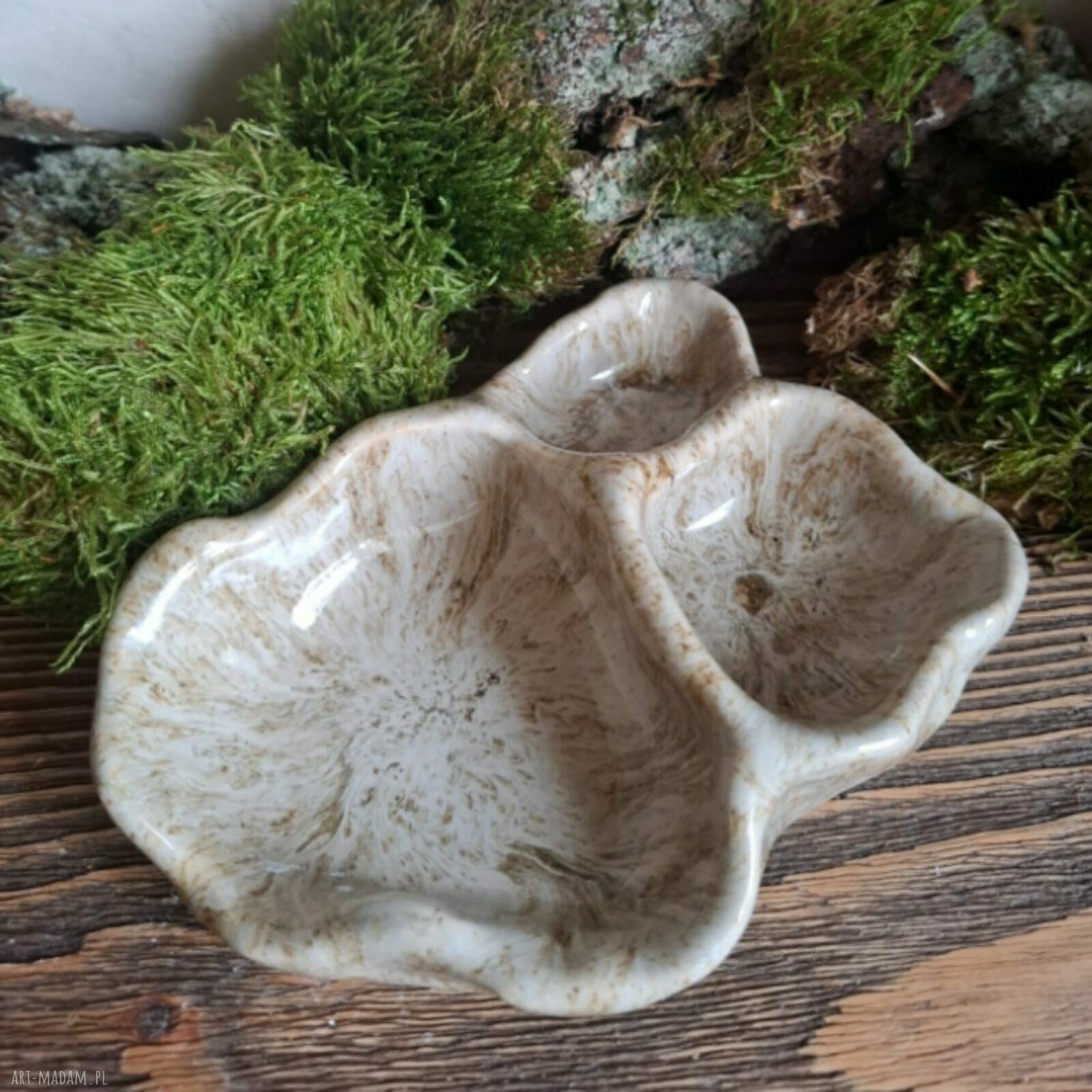 Nieregularna, organiczna miseczka z przegródkami - Piaskowa ceramika handmade