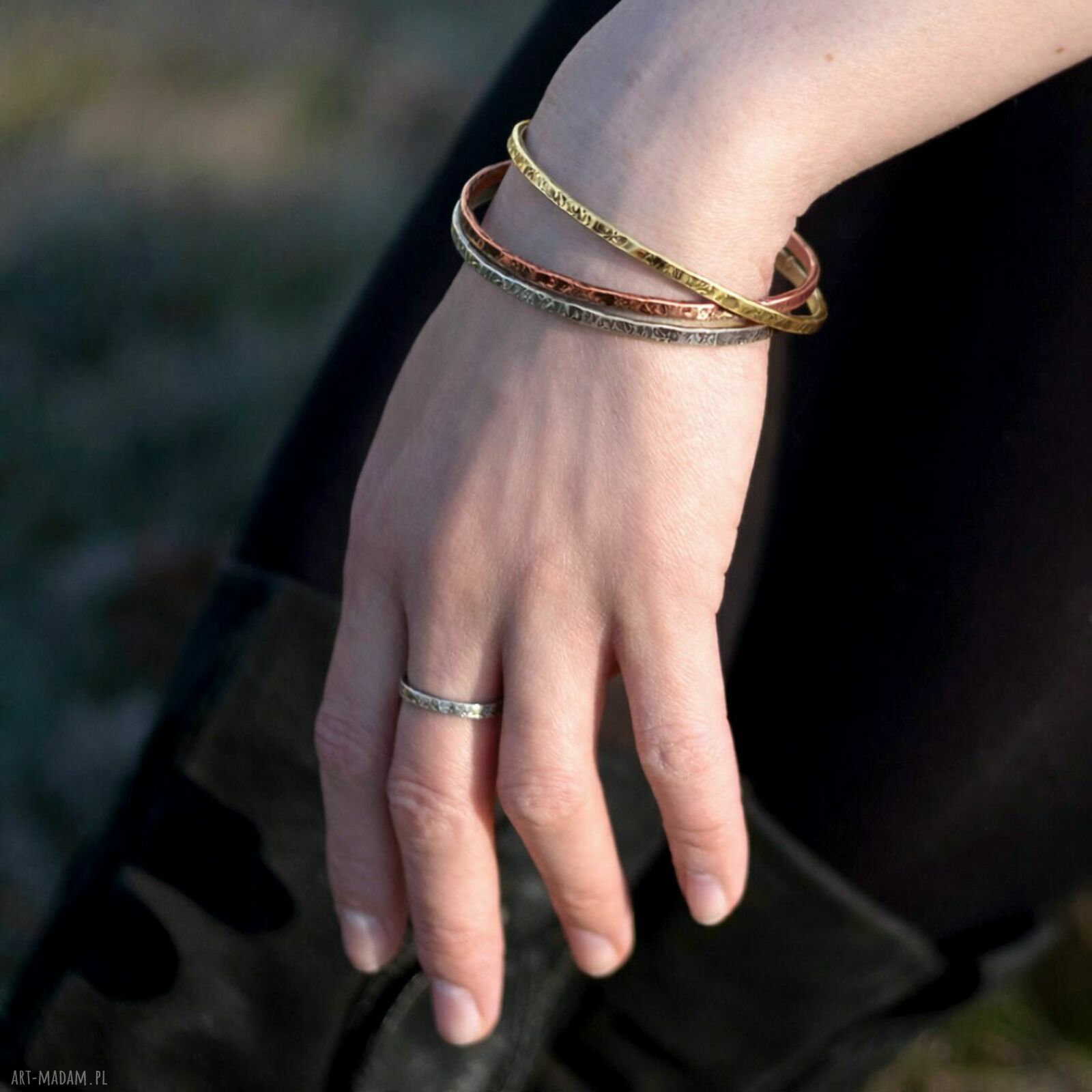 Nieregularny komplet 3 bransoletek ze srebra, miedzi i mosiądzu - minimalistyczna biżuteria handmade