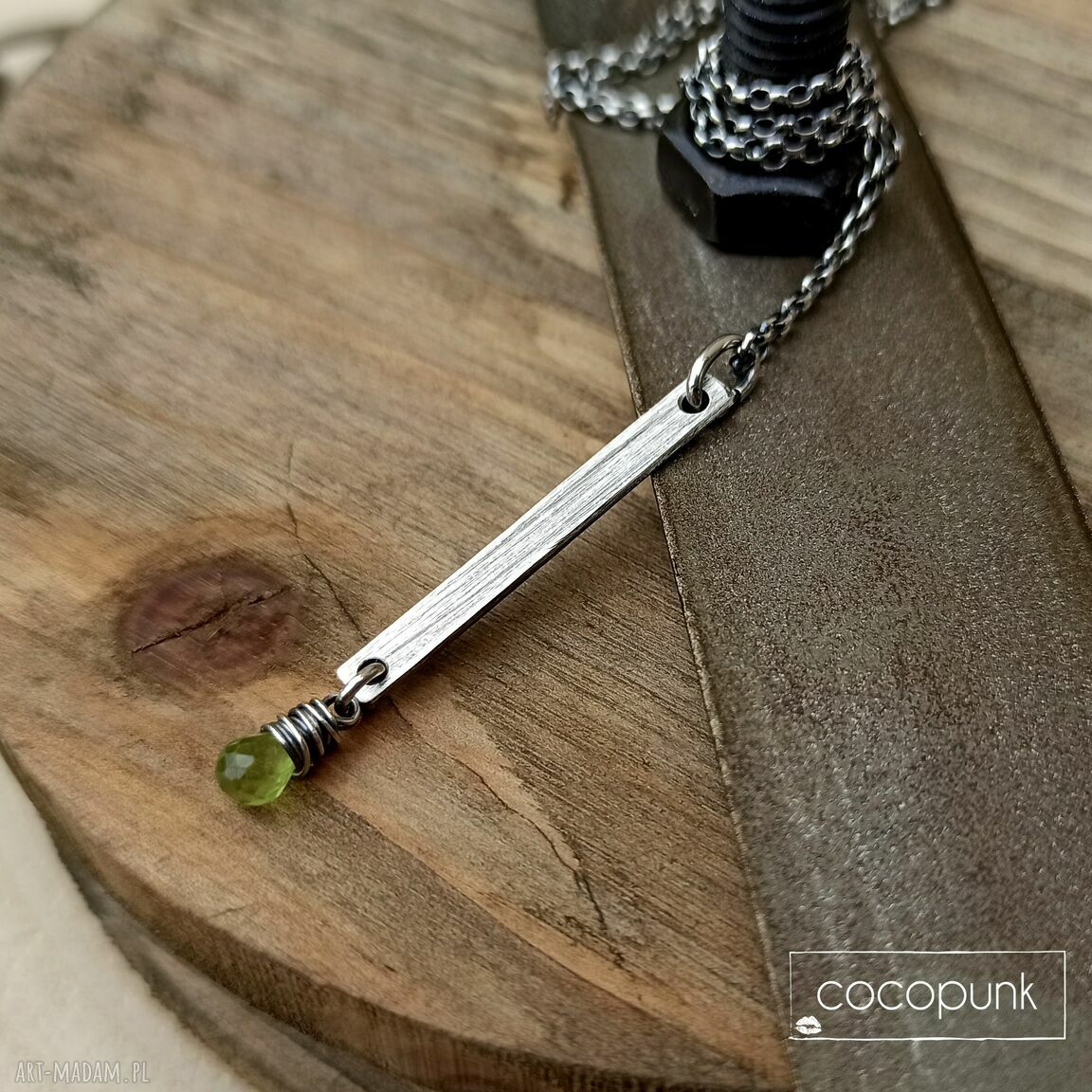Naszyjnik patyczek oliwinem srebro 925 minimalistyczny prosty