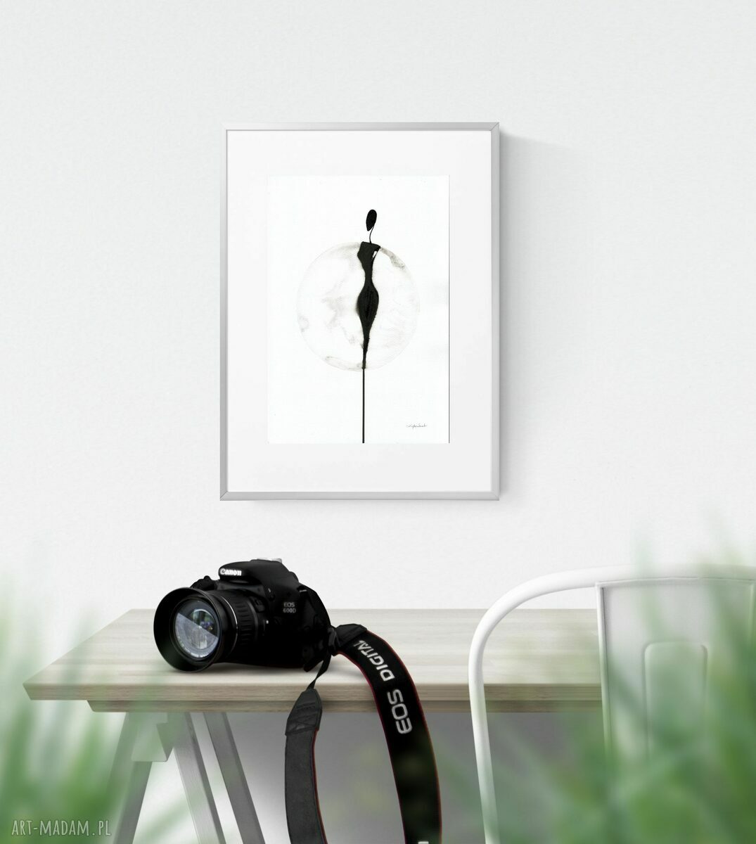 Czarno biała grafika ręcznie malowana tuszem 30x40 cm (A3) minimalistyczny obraz na ścianę