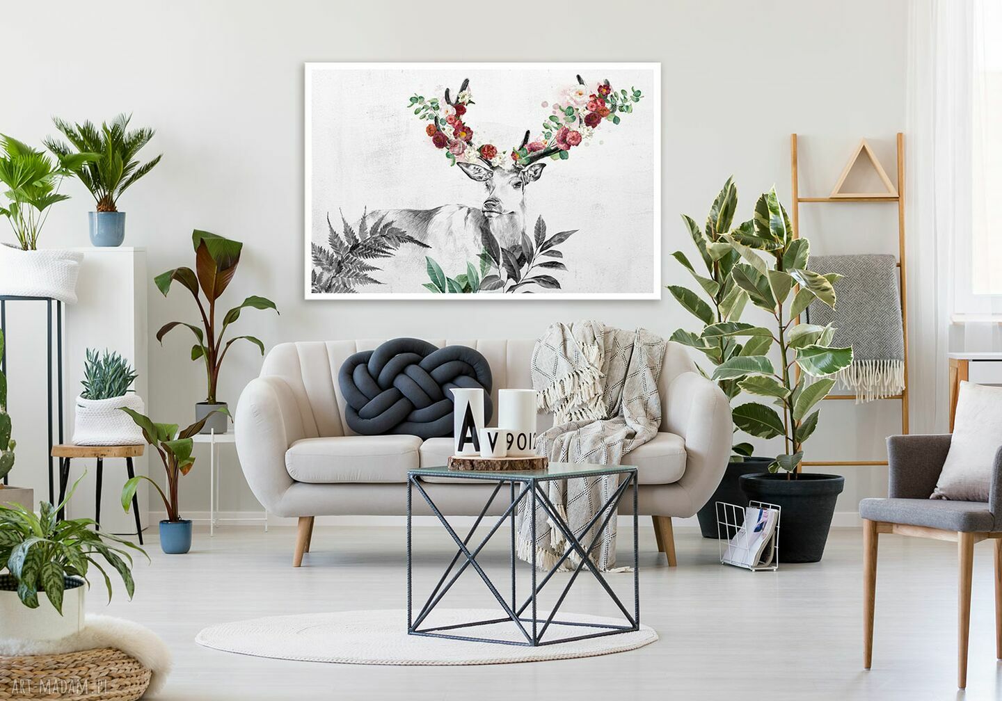 Jeleń w różanym ogrodzie - obraz na płótnie 120x80 cm do salonu i sypialni