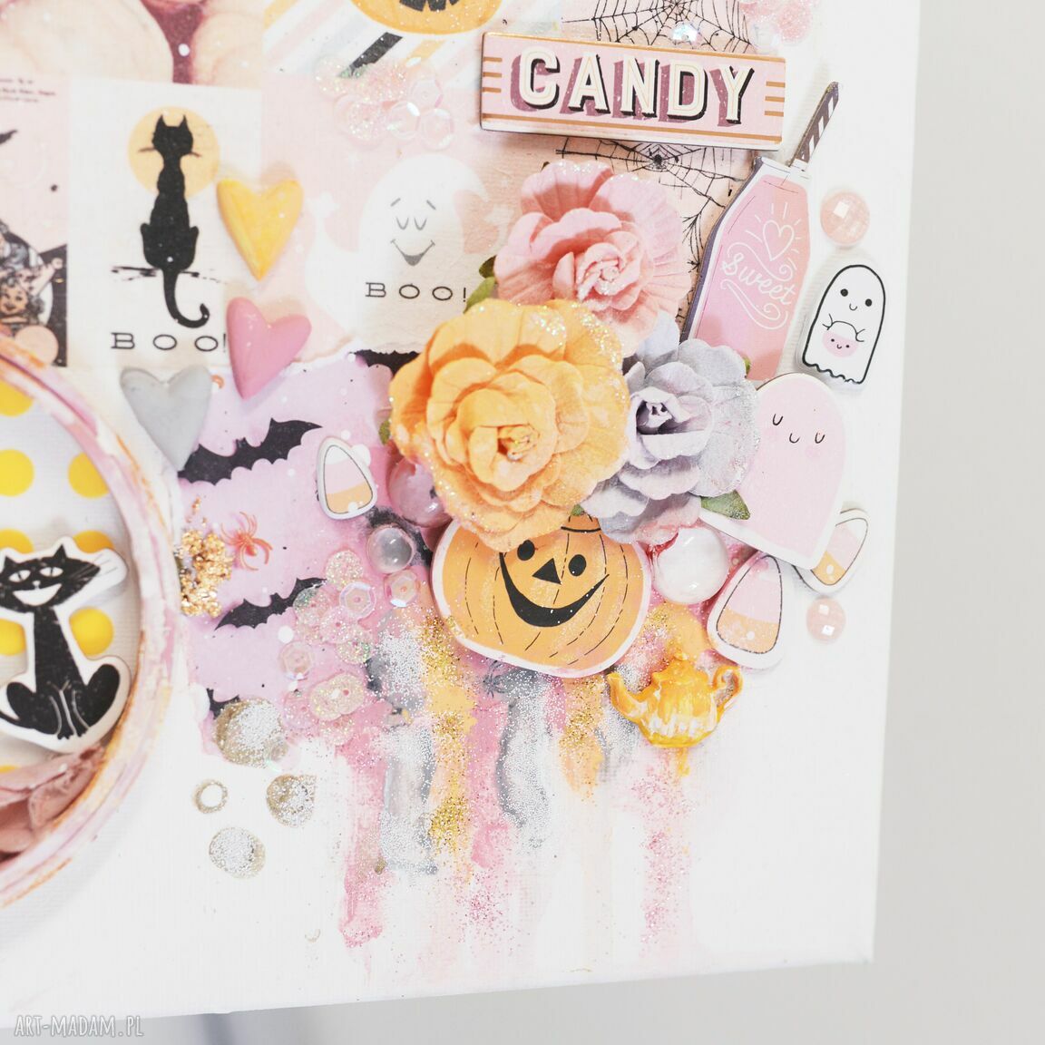 Obraz mix-mediowy SWEET HALLOWEEN - duchy, dynie i kwiaty 25x35 cm