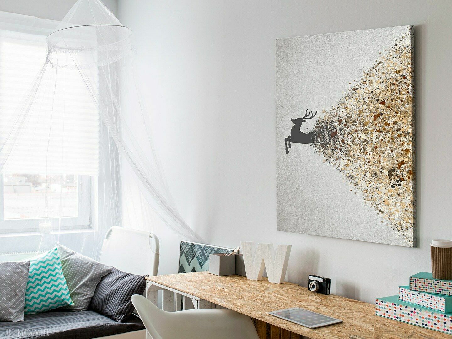 Obraz na płótnie Jeleń beżowy i brązowy w pionie 50x70 cm (49409)