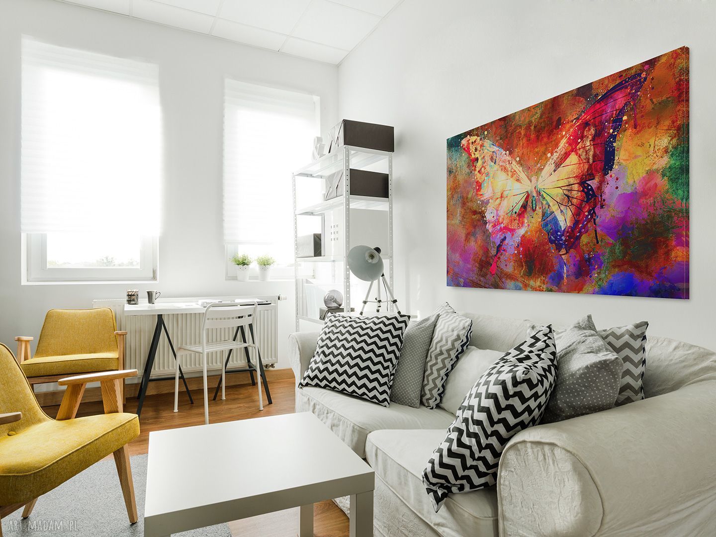 Kolorowy motyl na płótnie 120x80 cm - nowoczesna ozdoba ściany