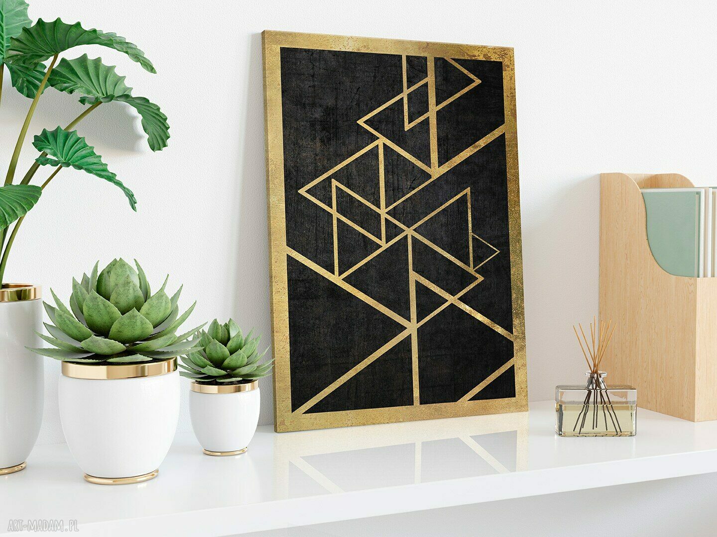 Obraz na płótnie Trójkąty Złoto - 50x70 cm (pion)