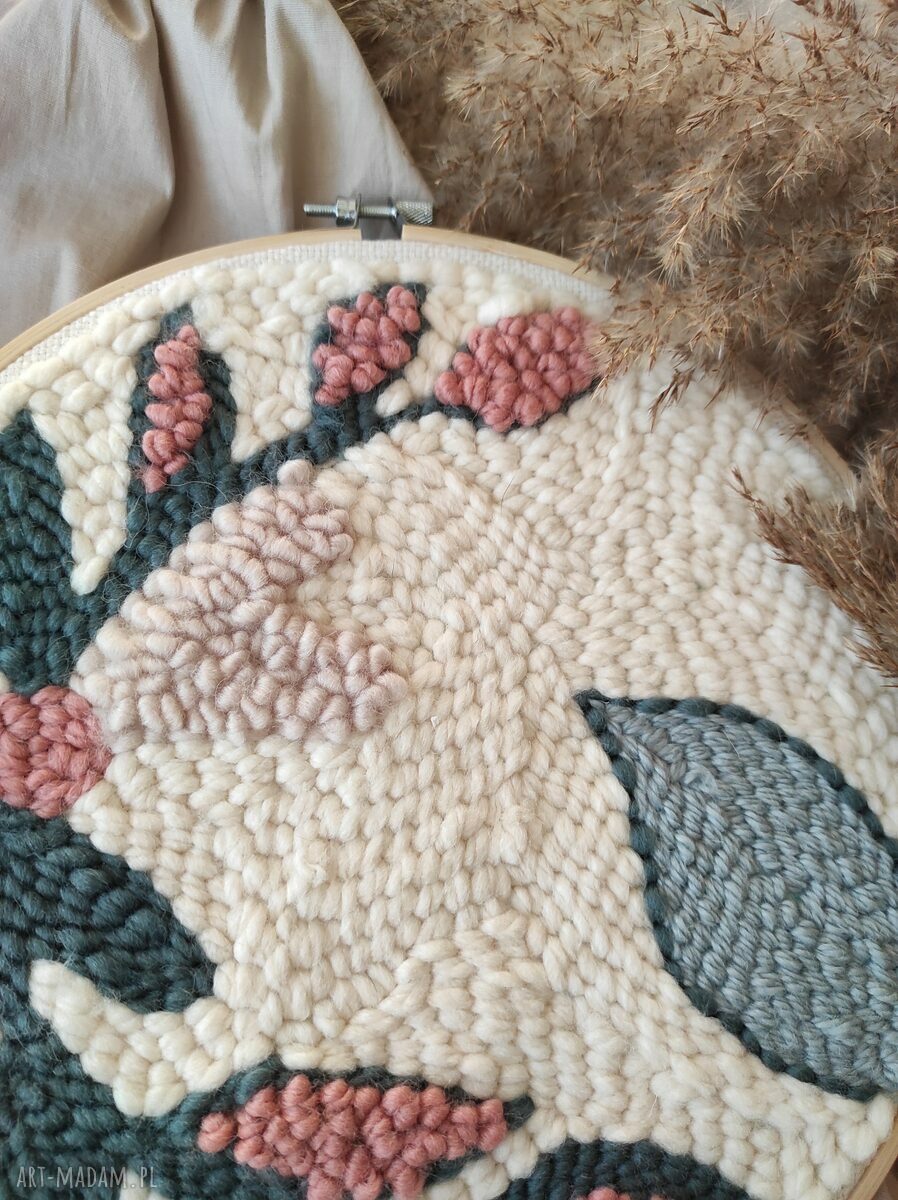 Ręcznie tkany obraz na tamborku (średnica 30 cm) - metoda punch needle