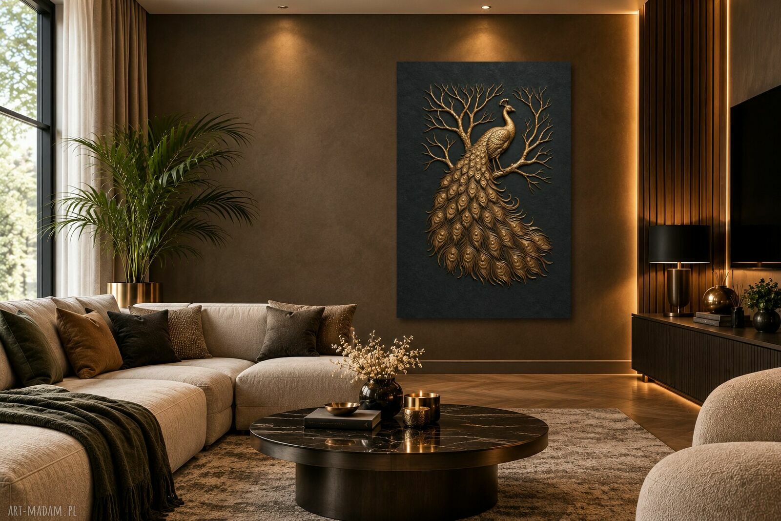 Złoty paw na drzewie - obraz na płótnie 80x120 cm