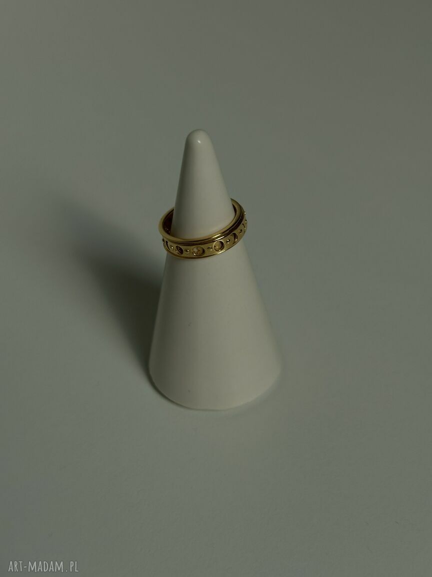 obrączki: Obrotowa obrączka z fazami księżyca i gwiazdami z różowego złota Ręcznie