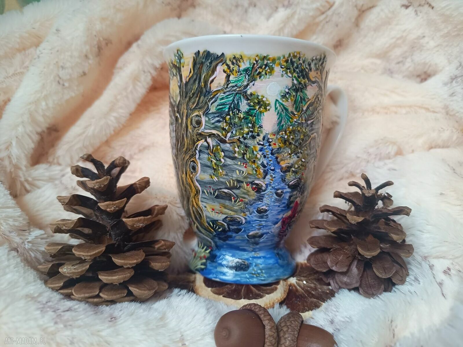Odpoczynek - ręcznie malowany kubek z porcelany 300 ml