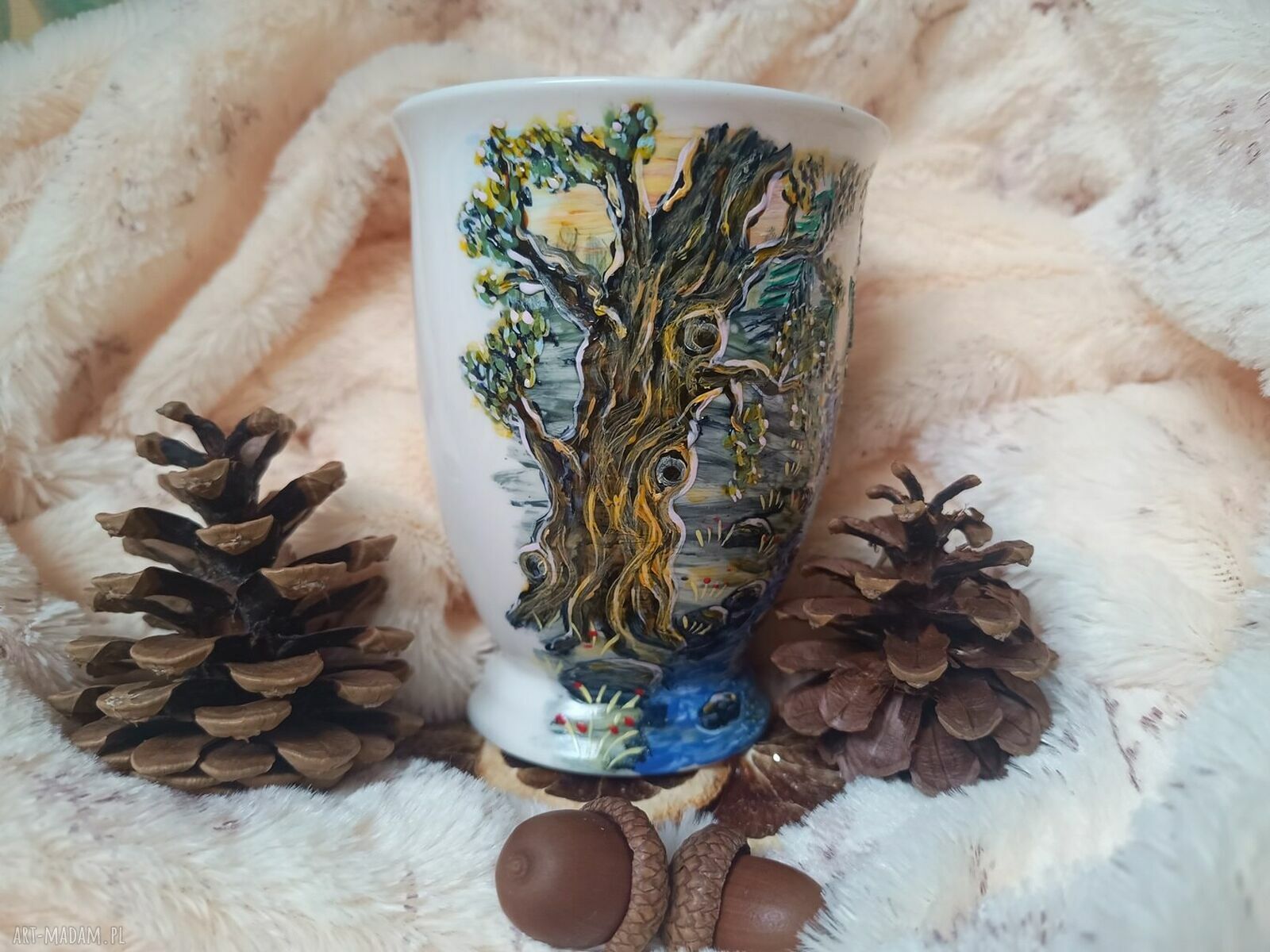 Odpoczynek - ręcznie malowany kubek z porcelany 300 ml