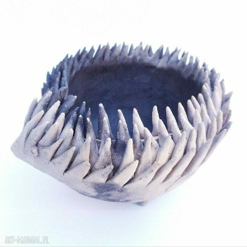 Odymiony Tuptuś pierwszy - miseczka ceramiczna z jeżykiem (Małgorzata Wosik)