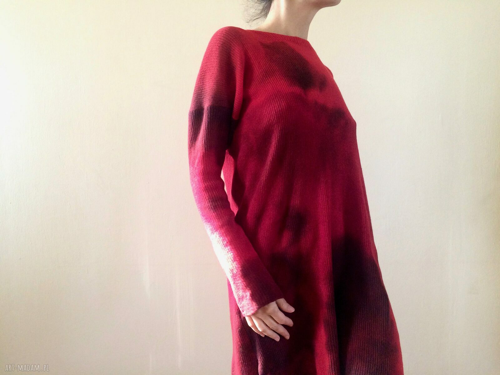 Ognisty wełniany sweter-tunika - ręcznie barwiony oversize (one size)