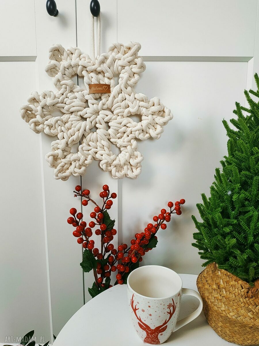 Ogromna śnieżynka 38 cm na szydełku - zawieszka na kominek, okno i drzwi