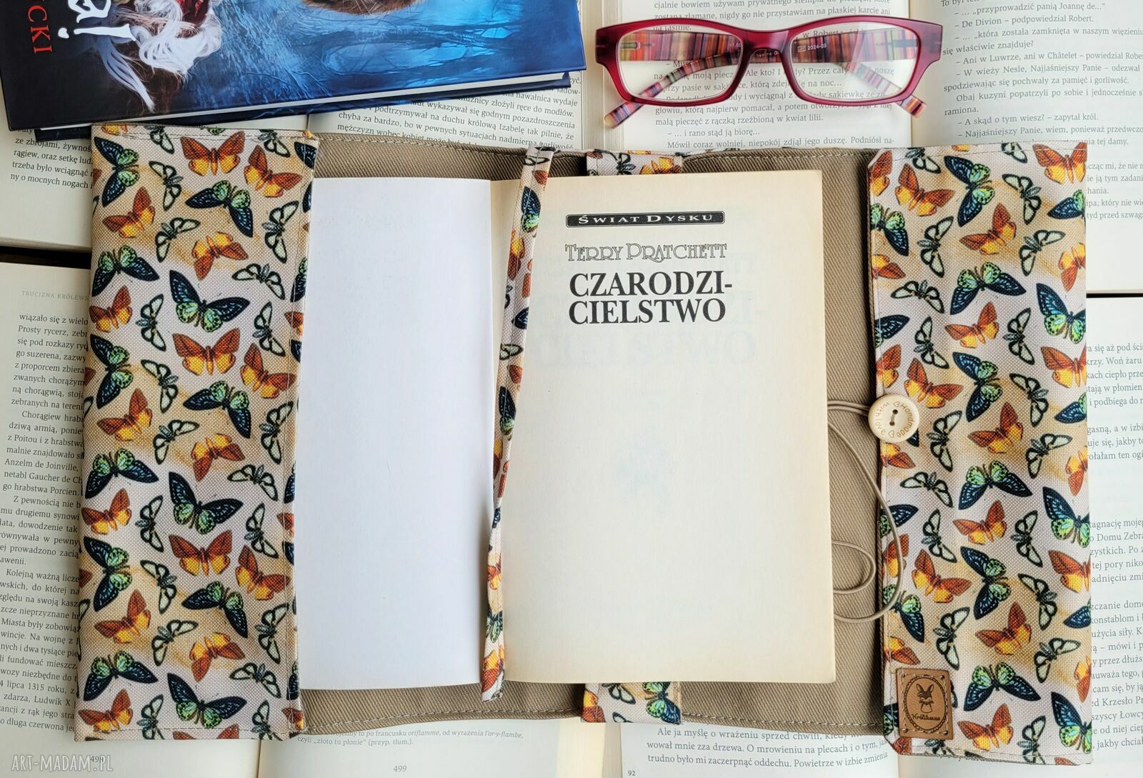 Wodoodporne etui na książkę Jesienne Motyle