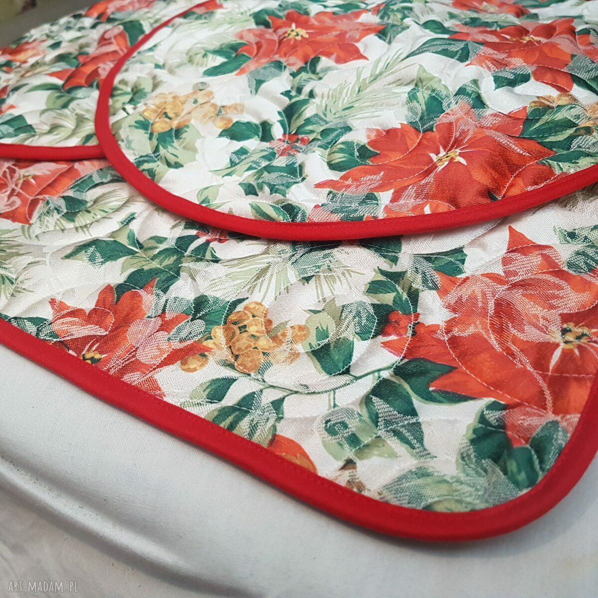 Okrągła pikowana podkładka pod talerze 40cm świąteczna