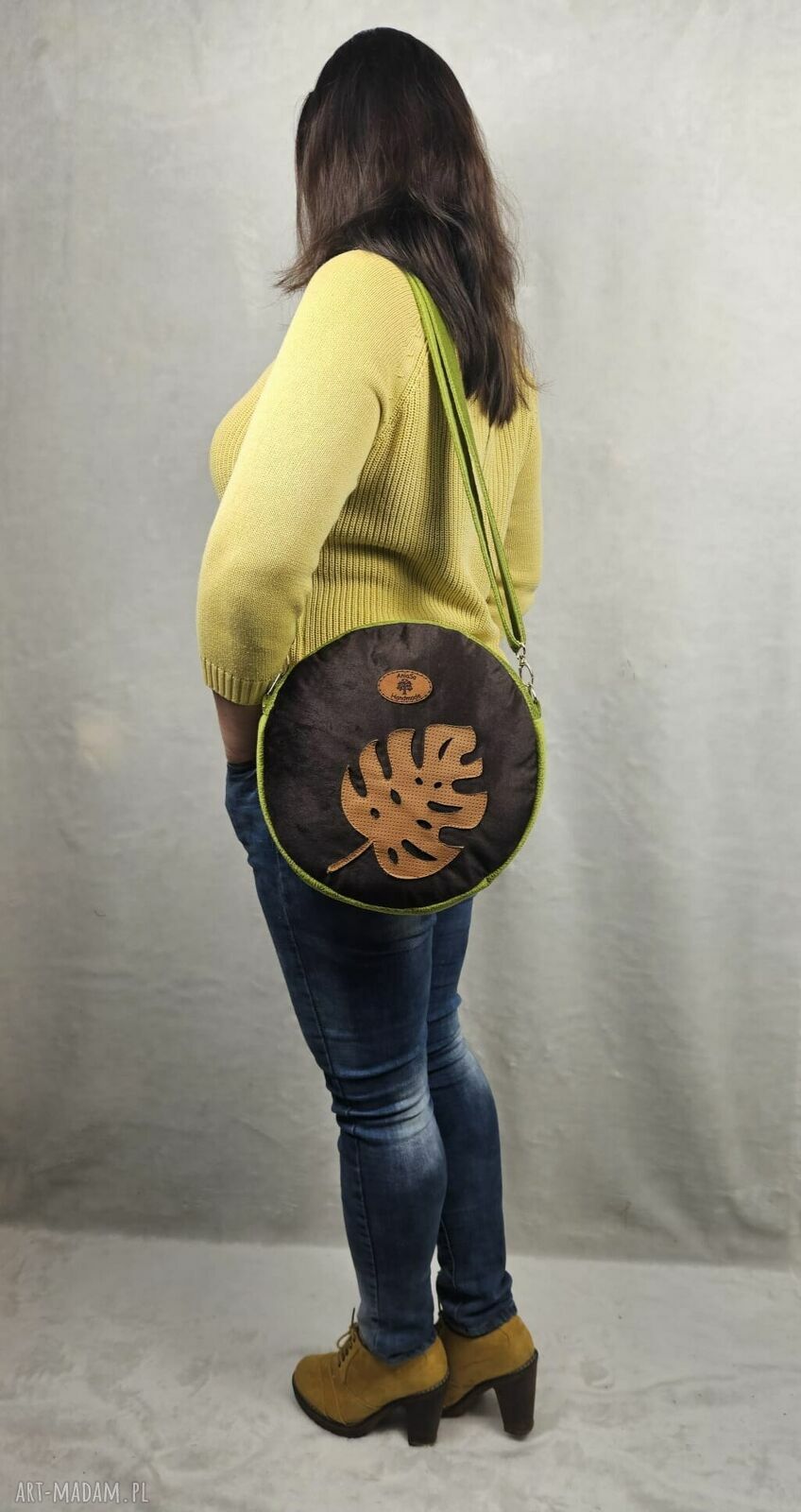 Okrągła torba MONSTERA - limonka i czekolada, skóra naturalna na ramię / crossbody