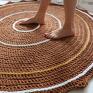 okrągły dywanik pokoik dziecka brązowe dywan w stylu boho
