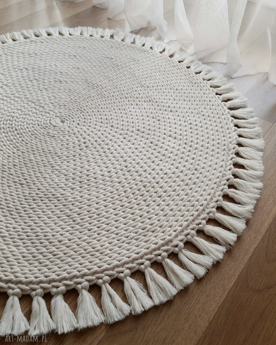 Okrągły dywanik boho z frędzlami ze sznurka bawełnianego 90 cm - ecru