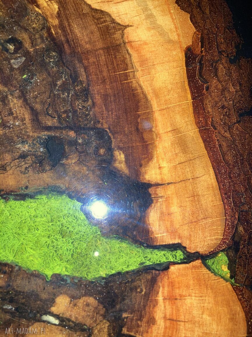 Okrągły stolik kawowy z mchem i żywicą z kasztana (Ø60 cm, wys. 45 cm)