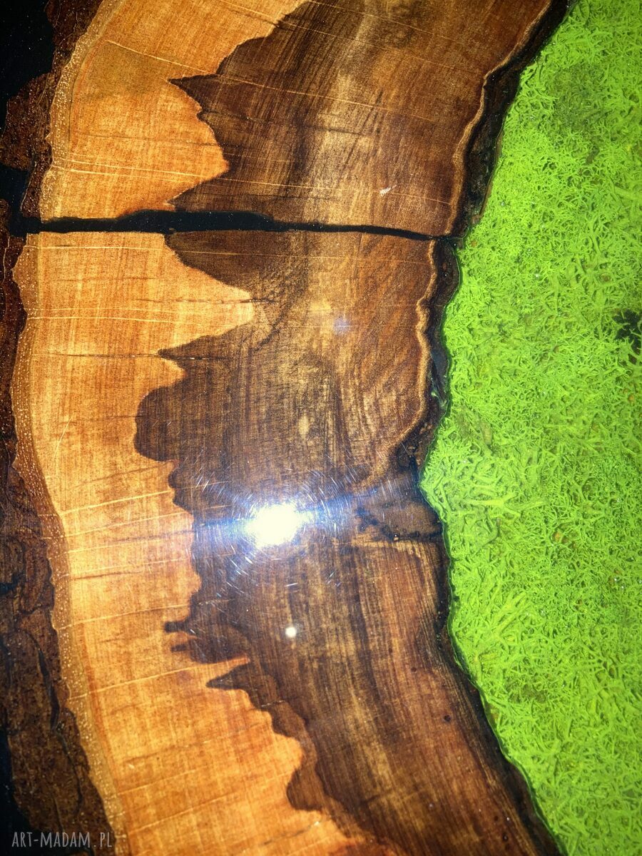 Okrągły stolik kawowy z mchem i żywicą z kasztana (Ø60 cm, wys. 45 cm)