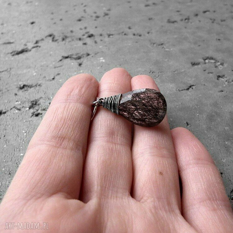 naszyjniki: ASYMETRYCZNY NASZYJNIK KWARC RUTYLOWY I PERŁA. HandMade