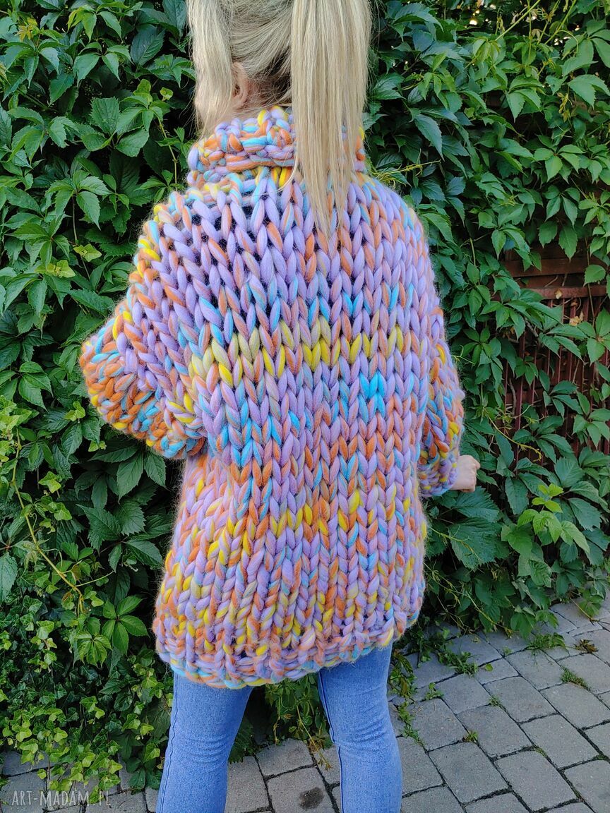 Wielokolorowy sweter z golfem z merynosa - ręcznie robiony oversize
