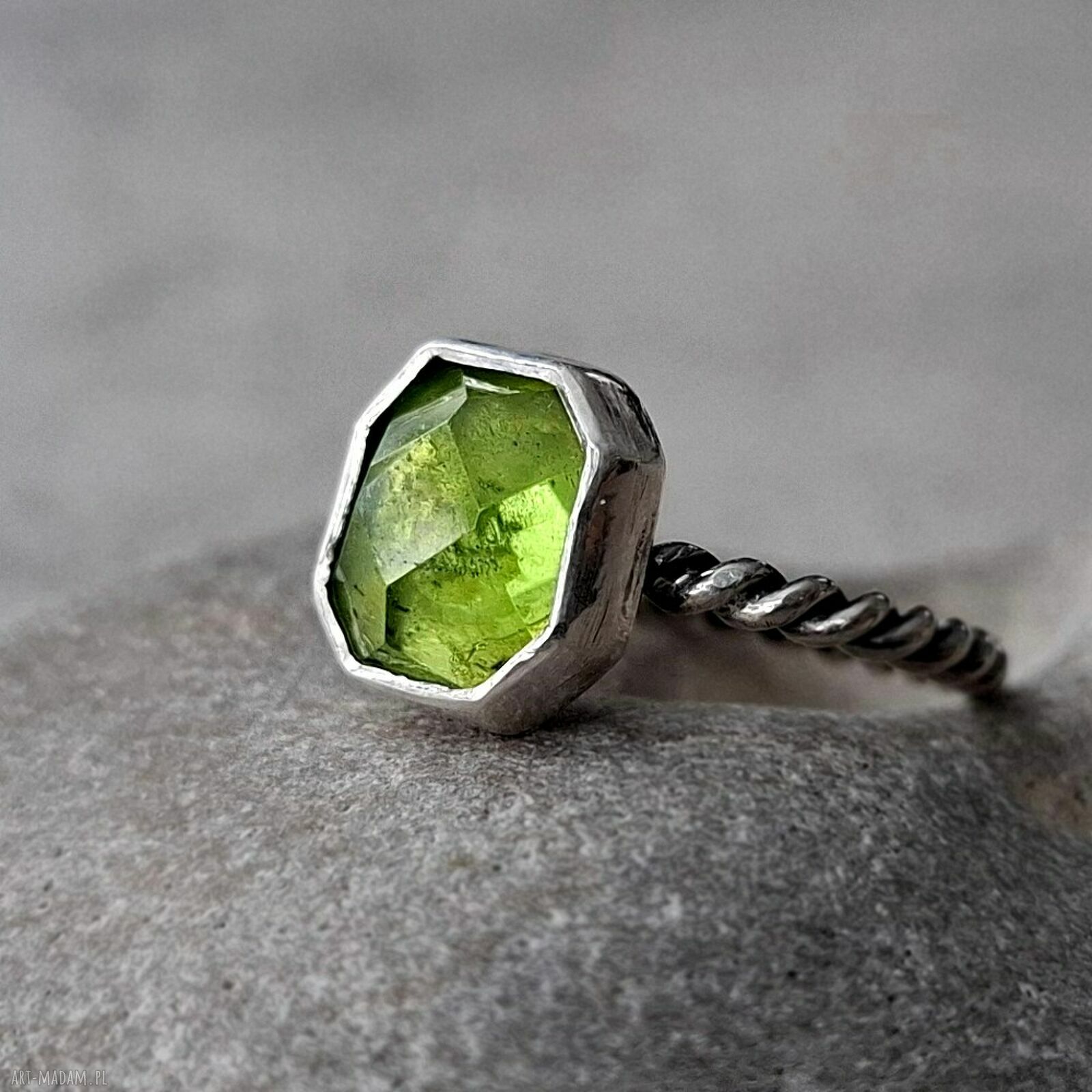 pierścionki: Lemon I srebrny pierścionek z peridotem hand made