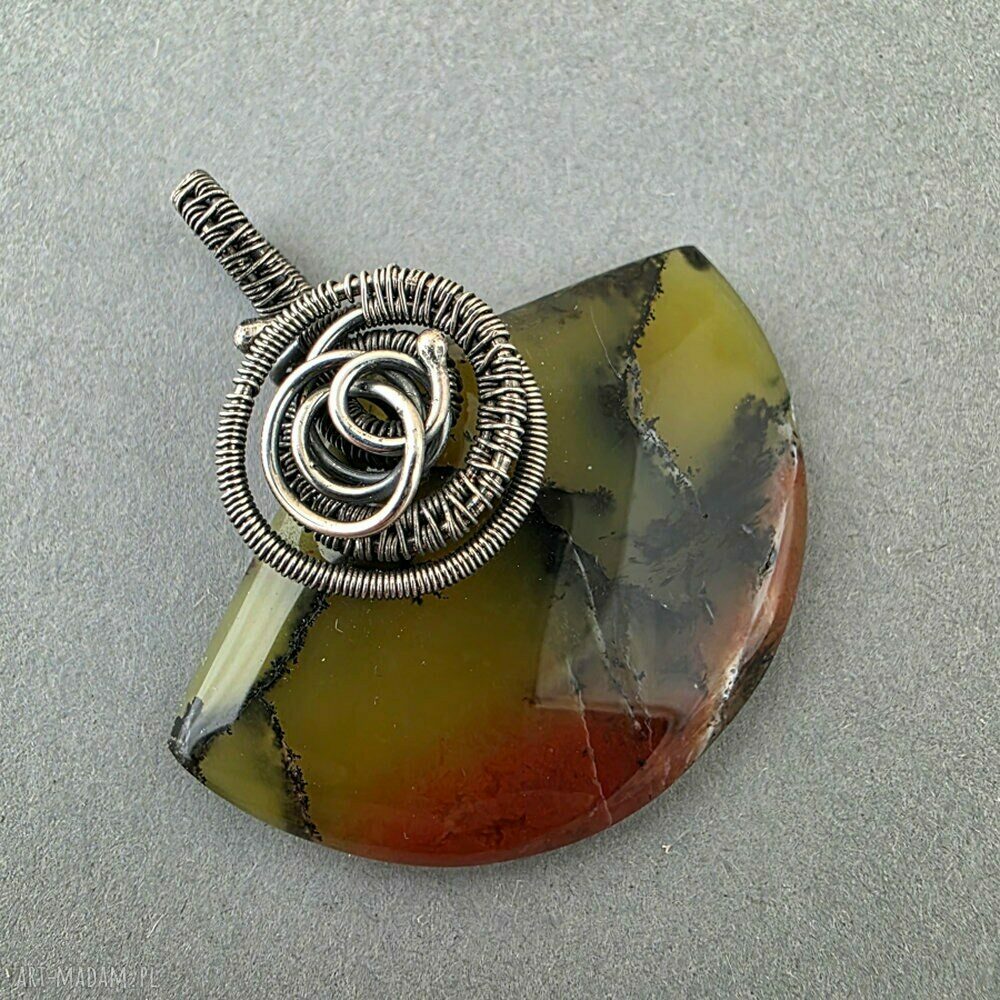 Olleandra - wisiorek z opalem w oksydowanym srebrze (wire-wrapping)