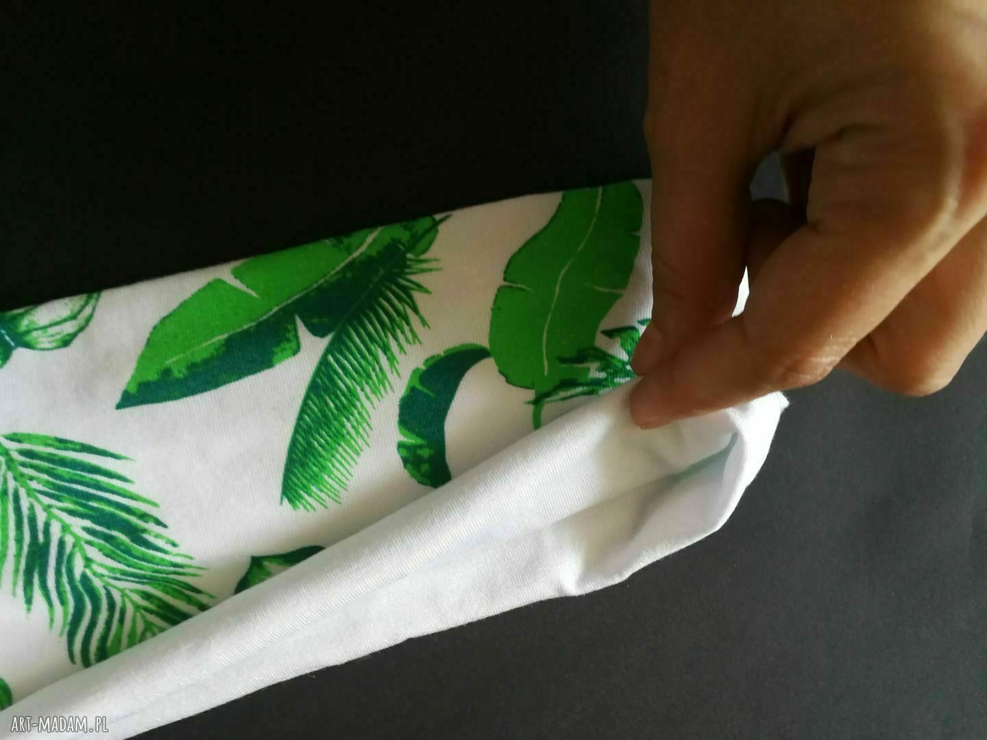 Opaska Monstera Boho - sportowa, rozciągliwa (59-60 cm) z białą podszewką