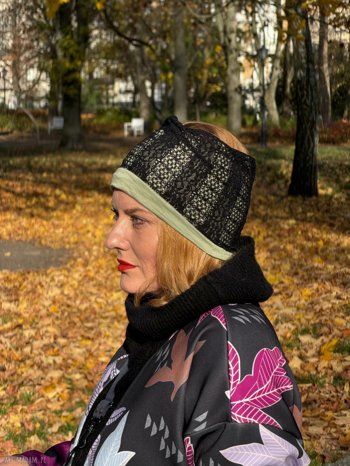 Czarna opaska koronkowa z oliwką - podwójna na co dzień