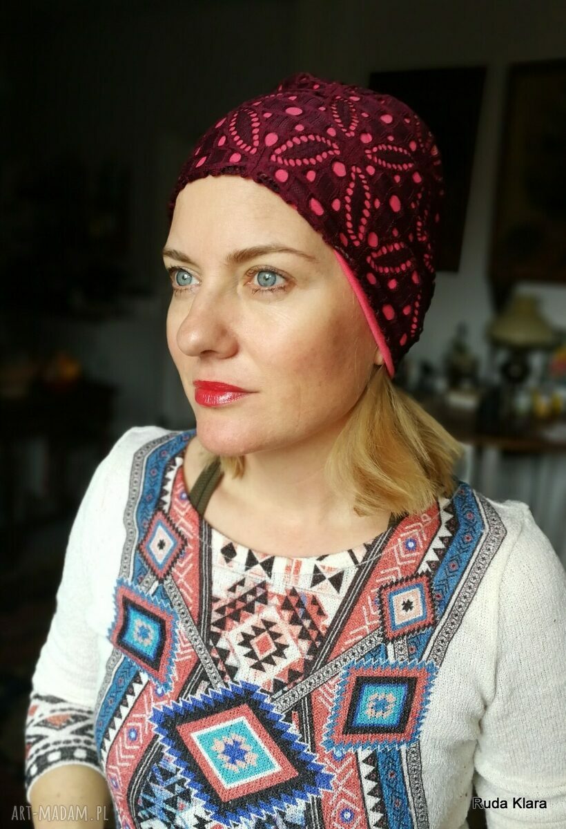 Bordowa opaska koronkowa z różą w stylu boho - idealna do jogi