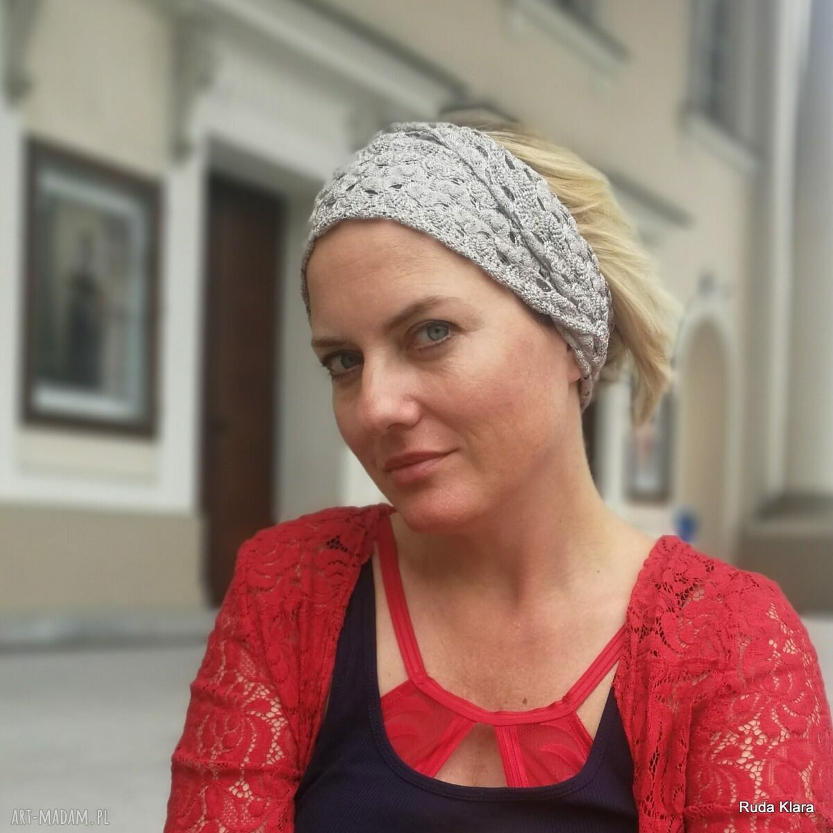 Ręcznie robiona opaska koronkowa boho folk z tyłu na gumkę - beżowa Ruda Klara