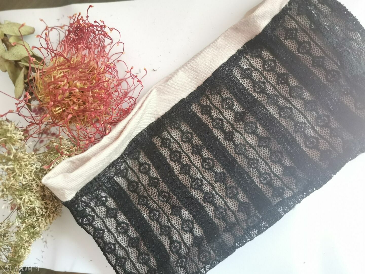 Elegancka opaska koronkowa z bawełnianą podszewką - dla kobiet na co dzień i na ślub
