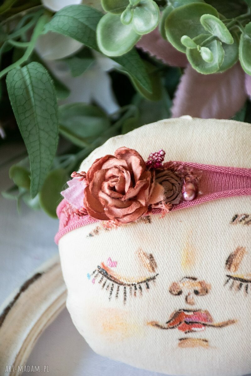 Opaska Kwiatki na sesję noworodkową dla niemowlęcia - handmade