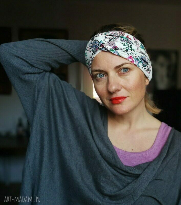 Opaska turbanowa w kwiaty z dzianiny - rozmiar uniwersalny, gumka z tyłu