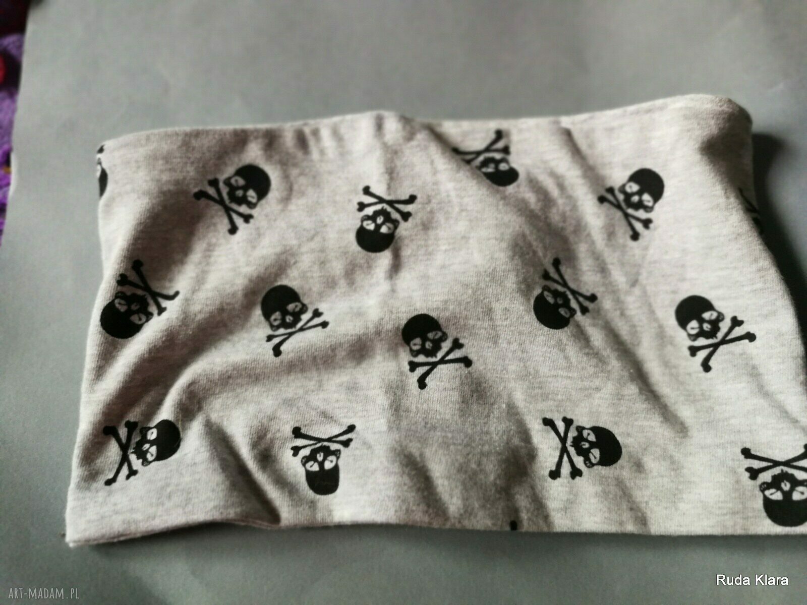 Uniwersalna opaska z czaszkami - boho i etno, 17 cm, na podszewce