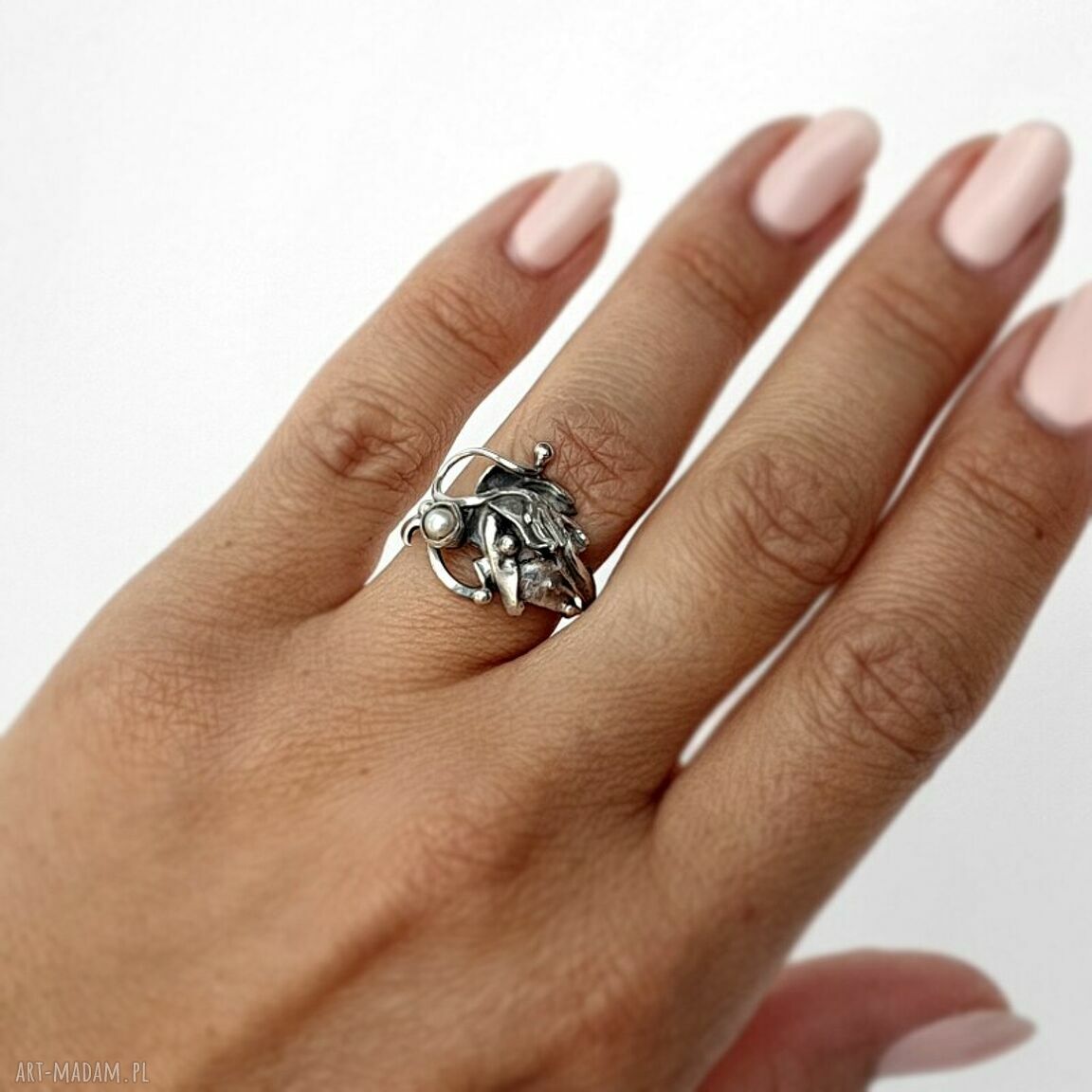 pierścionki: Orchid srebrny pierścionek z perłą Ręcznie wykonane