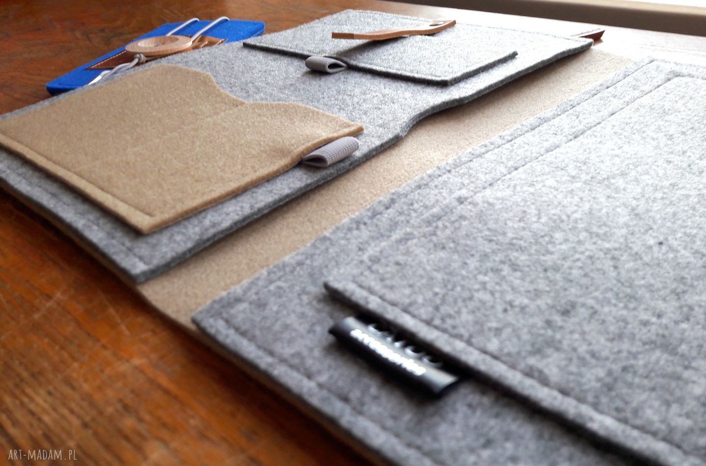 Organizer filcowy na dokumenty, laptop, tablet
