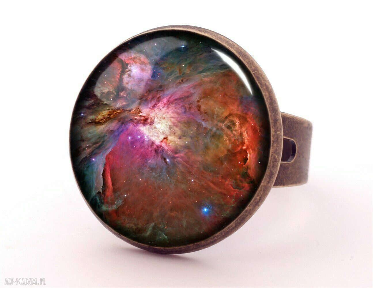 Orion Nebula - medalion z łańcuszkiem i powiększającym szkłem 25 mm