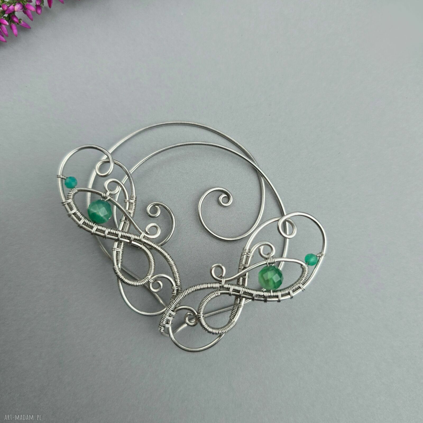 Oryginalne nausznice z zielonym agatem - wire wrapping