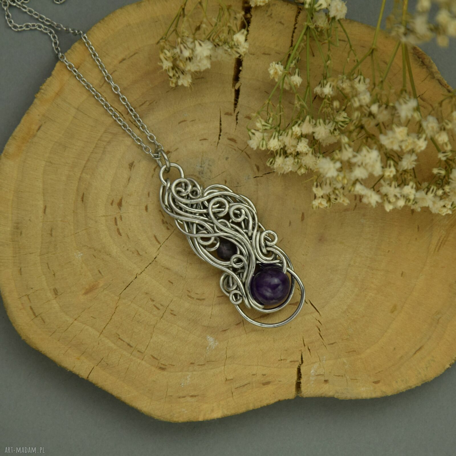 Wisiorek z ametystem - wire wrapping ze stali chirurgicznej